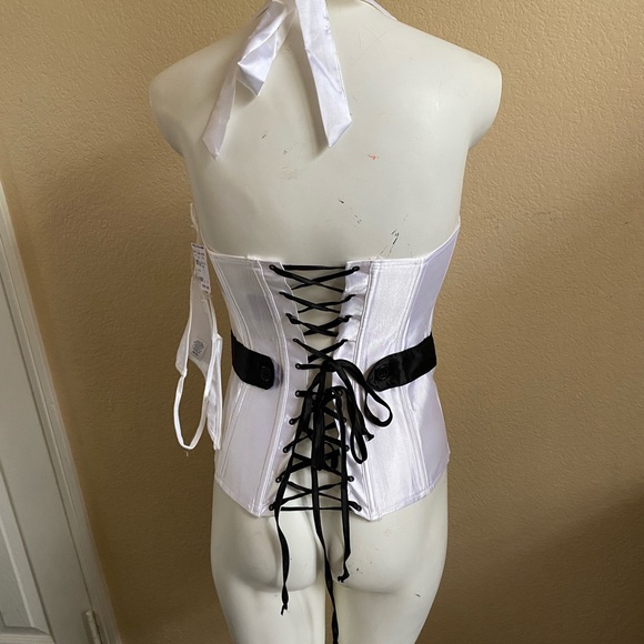 NEW 2 piece Fredericks of Hollywood Corset set - Picture 2 of 12